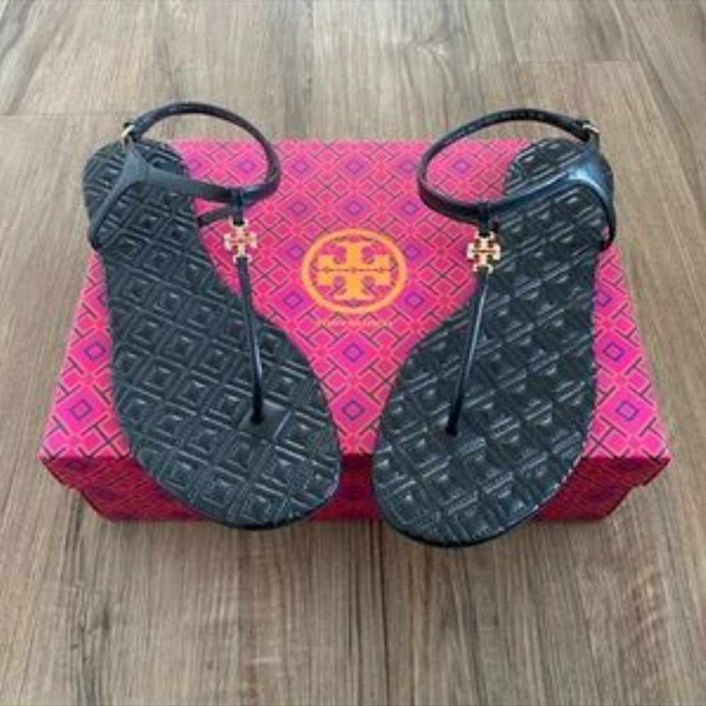 Tory Burch Designer Marion Quilted Sandals  strap size 7